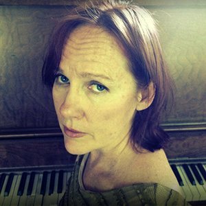Iris DeMent Iris DeMent