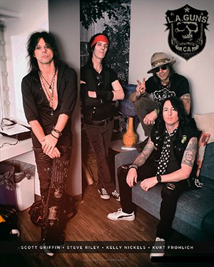 LA Guns Photo by Mike Pont.