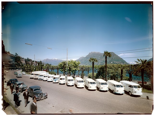 bestelwagens ijsfabriek Vicari_Lieferwagen-Glacefabrik-Luganella_198-99_1960