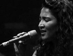 khiyo live