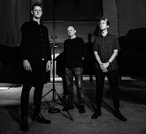 3 pianists