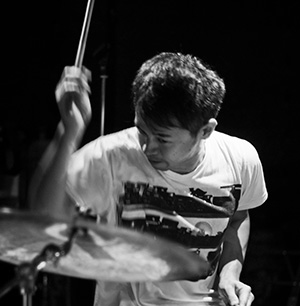 Masatsugu Hattori: drummer Masatsugu Hattori: drummer